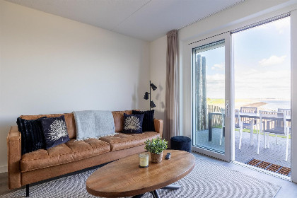 017 Prachtig appartement voor 4 personen aan de Oosterschelde