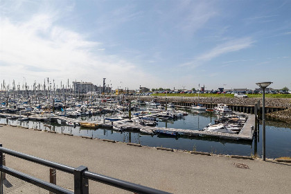 006 Stijlvol 4 persoons appartement in de Jachthaven met uitzicht op de Oosterschelde