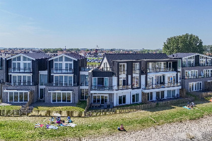 025 Stijlvol 4 persoons appartement in de Jachthaven met uitzicht op de Oosterschelde