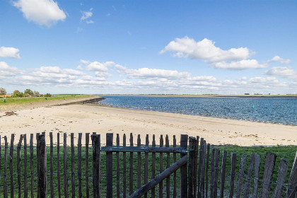 027 Vakantiewoning aan het strand   met tuin en terras | Nr. 44   4 Pers. | Vista Maris