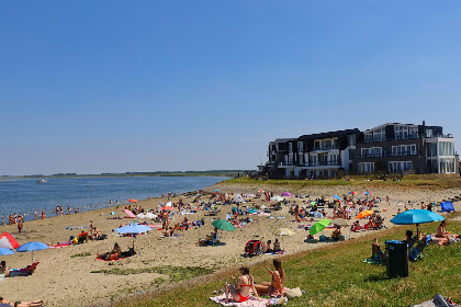 035 Vakantiewoning aan het strand   met tuin en terras | Nr. 50   4 Pers. | Vista Maris