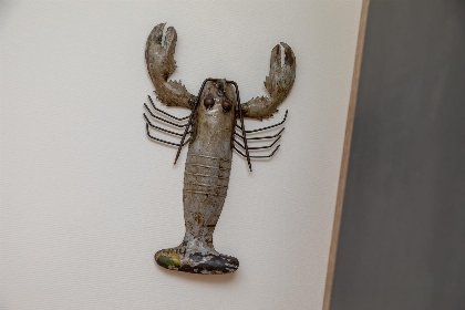 023 Vakantiewoning aan het strand   tuin en terras met haven  