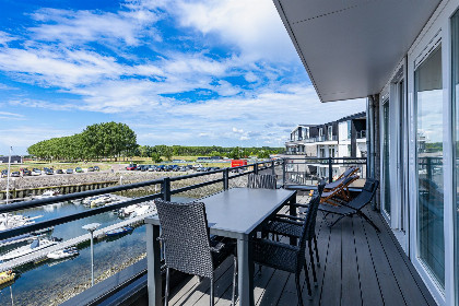 003 Vakantiewoning aan het water   met 2 balkons | Nr. 22   4 Pers. | Vista Maris