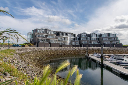 042 Vakantiewoning aan het water   met 2 balkons | Nr. 38   4 Pers. | Vista Maris