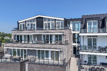 020 Vakantiewoning aan het water   met 2 balkons | Nr. 46   4 Pers. | Vista Maris
