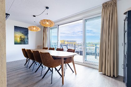005 Vakantiewoning aan het water   met 4 balkons | Nr. 30   8 Pers. | Vista Maris