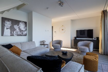 012 Vakantiewoning aan het water   met 4 balkons | Nr. 30   8 Pers. | Vista Maris
