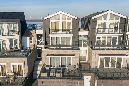 045 Vakantiewoning aan het water   met 4 balkons | Nr. 30   8 Pers. | Vista Maris