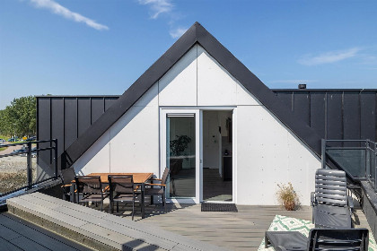 025 Vakantiewoning aan het water   met dakterras en balkon | Nr. 40   2 Pers. | Vista Maris