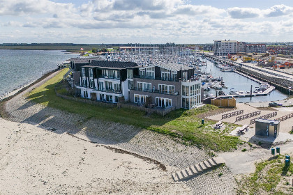 033 Vakantiewoning aan het water   met dakterras en balkon | Nr. 40   2 Pers. | Vista Maris