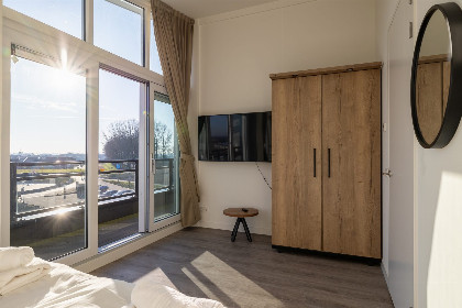 014 Vakantiewoning aan het water   met dakterras en balkon | Nr. 48   4 Pers | Vista Maris