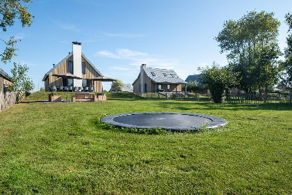 003 Villa Oesterdam Wellness | 16 personen