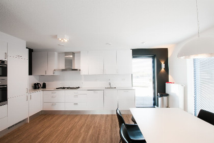 005 Villa Oesterdam Wellness | 16 personen