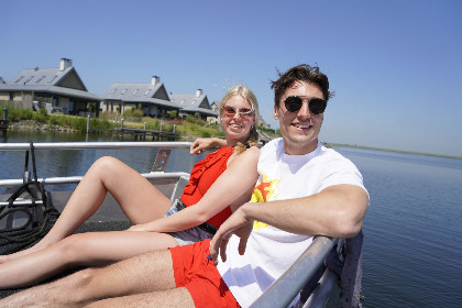 016 Villa Oesterdam Wellness | 16 personen