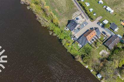 014 Prachtige 4 persoons vakantiewoning met tuin op het zuiden in Veere