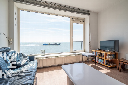 003 4 persoons appartement met uniek uitzicht over de Vlissingse boulevard en Noordzee