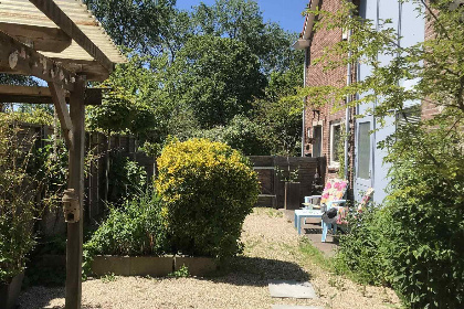 017 Heerlijk 4 persoons vakantiehuis op 500 meter van het strand