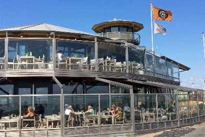 026 Heerlijk 4 persoons vakantiehuis op 500 meter van het strand