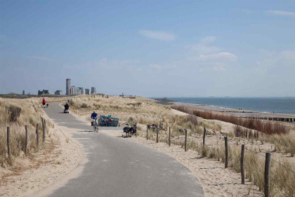 008 Sfeervol 4 persoons appartement in Vlissingen 300m van het strand