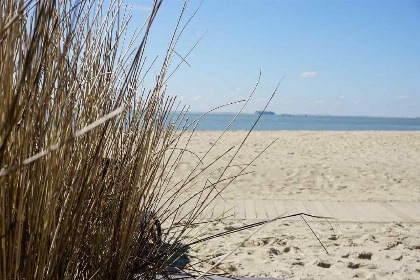 011 Slapen op het strand in een mooi 5 persoons beachhouse in Vlissingen met eigen terras