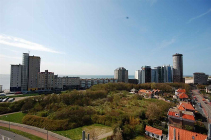 048 Unieke 16 persoons groepsaccommodatie in Vlissingen op slechts 50m van het strand