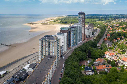 014 Vierpersoons strand appartement met zeezicht aan de Boulevard van Vlissingen