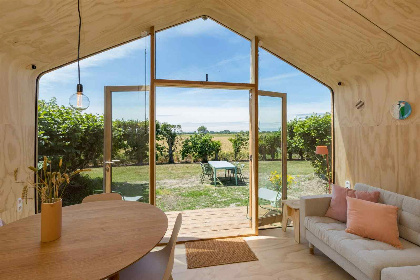 001 4 persoons vakantiehuis aan de rand van een natuurgebied en strand in Vrouwenpolder