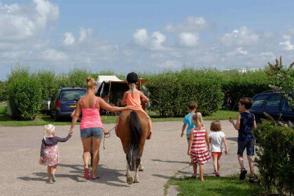 004 4 persoons vakantiehuis in Vrouwenpolder   1000m van het strand