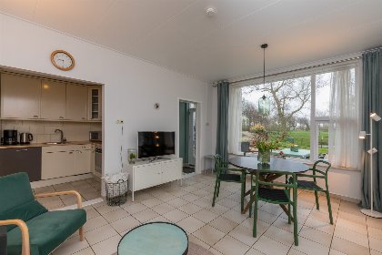 010 Beneden appartement   Kon. Emmaweg 6 | Vrouwenpolder