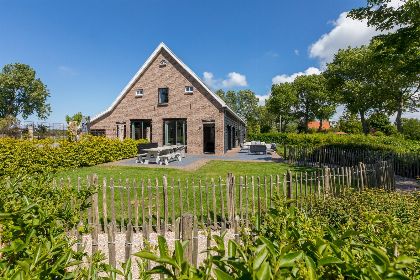 034 Familiehuis   Lepelstraat 18AB | Vrouwenpolder