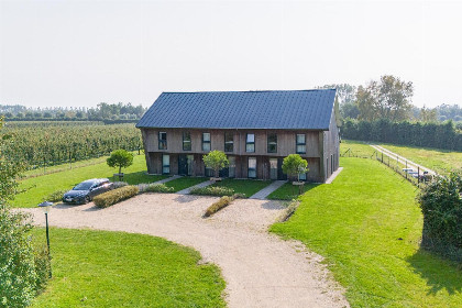 001 Familiehuis   Vroondijk 2 | Vrouwenpolder Zeebloesempje