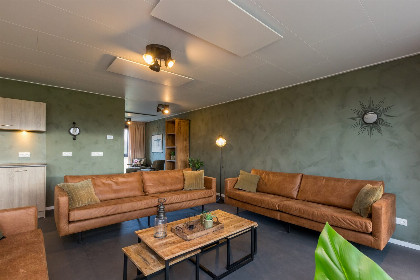 008 Familiehuis   Vroondijk 2 | Vrouwenpolder Zeebloesempje