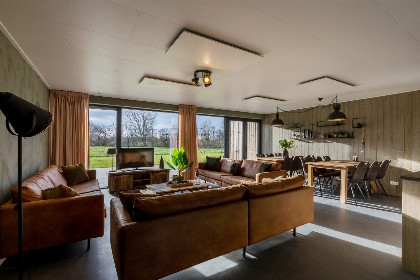 011 Familiehuis   Vroondijk 2 | Vrouwenpolder Zeebloesempje