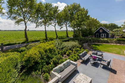 006 Luxe 15 persoons groepsaccommodatie in Vrouwenpolder met schitterende ligging