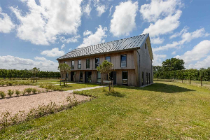 Nieuw! Luxe 8 persoons vakantiehuis in Vrouwenpolder   Zeeland