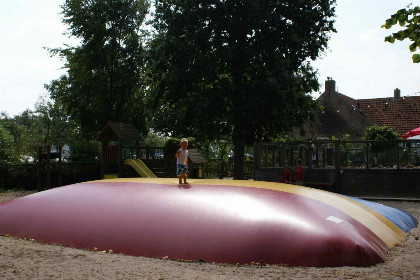 005 Sfeervol 4 persoons vakantiehuis in Vrouwenpolder   900m van het strand