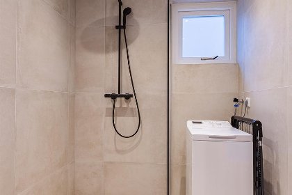 016 Vakantiewoning Vrouwenpolder | lichte moderne woning met grote tuin voor 4 personen | Schoolstraat 6A