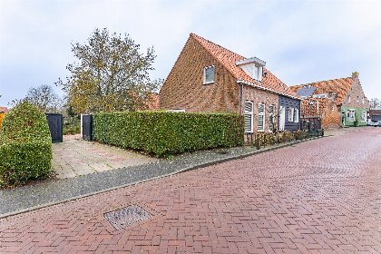 024 Vakantiewoning Vrouwenpolder | lichte moderne woning met grote tuin voor 4 personen | Schoolstraat 6A