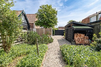 035 Vakantiewoning Vrouwenpolder | lichte moderne woning met grote tuin voor 4 personen | Schoolstraat 6A