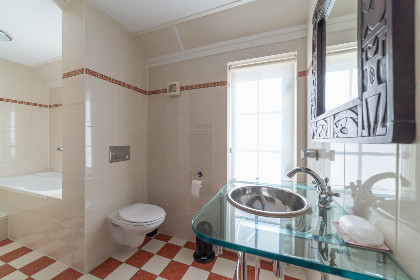 002 Comfortabele 6 persoons vakantiewoning met royale tuin en veranda