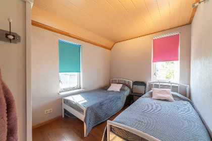 006 Comfortabele 6 persoons vakantiewoning met royale tuin en veranda