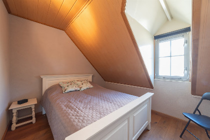 011 Comfortabele 6 persoons vakantiewoning met royale tuin en veranda