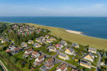 031 Leuk 8 persoons vakantiehuis nabij zee met sauna