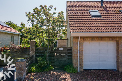 010 Gezellige 5 persoons vakantiewoning vlakbij de zee in het dijkdorp Westkapelle