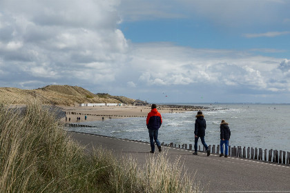 037 Huisje huren in Zeeland | De Strandloper Westkapelle   Charley Tooropstraat 1a | Strand 