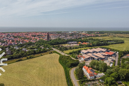 021 Prachtige groepsaccommodatie voor 18 personen in Westkapelle dichtbij het strand