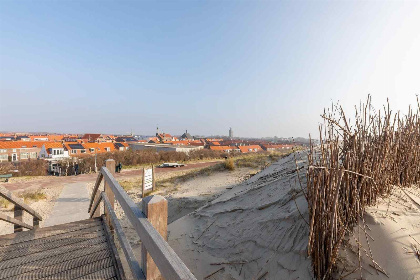 004 Rustig gelegen zomerhuisje voor 4 personen op 75 meter van het strand