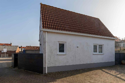 015 Rustig gelegen zomerhuisje voor 4 personen op 75 meter van het strand