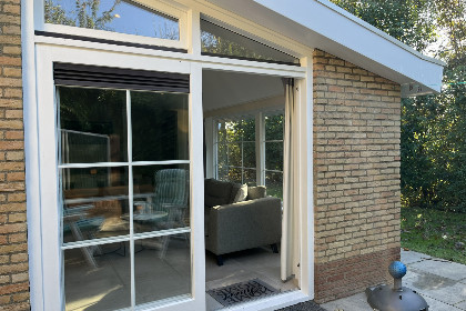 022 Sfeervolle 4 persoons bungalow met ruime tuin onderaan de duinen in Westkapelle