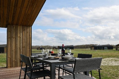 001 Natuurhuis Oeverlicht